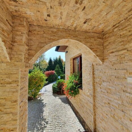 kamien-elewacyjny-krem-2-15x60-graniteks-10 kamien-elewacyjny-krem-2-15x60-graniteks-10