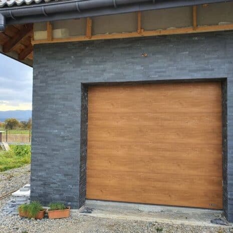 kamien-elewacyjny-paski-po-czarne-graniteks-1 kamien-elewacyjny-paski-po-czarne-graniteks-1