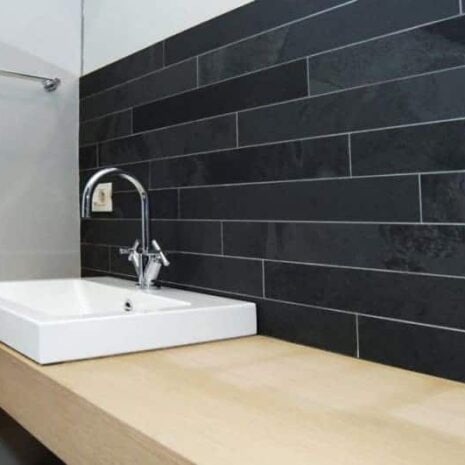 kamien-elewacyjny-paski-po-czarne-graniteks-3 kamien-elewacyjny-paski-po-czarne-graniteks-3