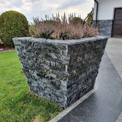 kamien-elewacyjny-pasy-15x60-graniteks-1 kamien-elewacyjny-pasy-15x60-graniteks-1